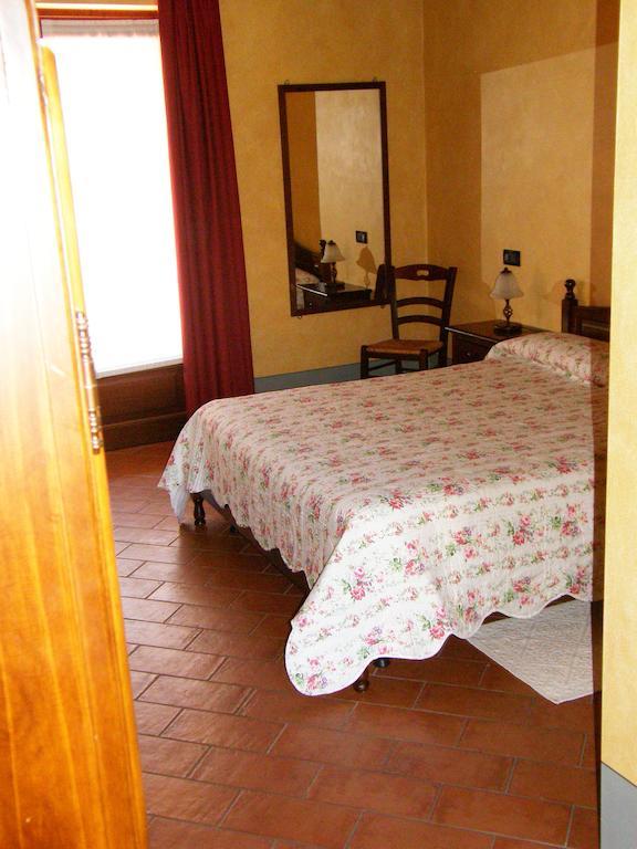 Agriturismo Greppi Crescentino Szoba fotó